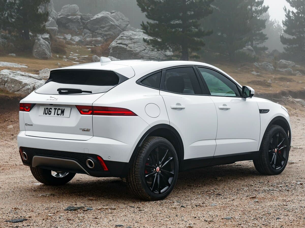 Jaguar E-Pace I — 3/4 arxadan