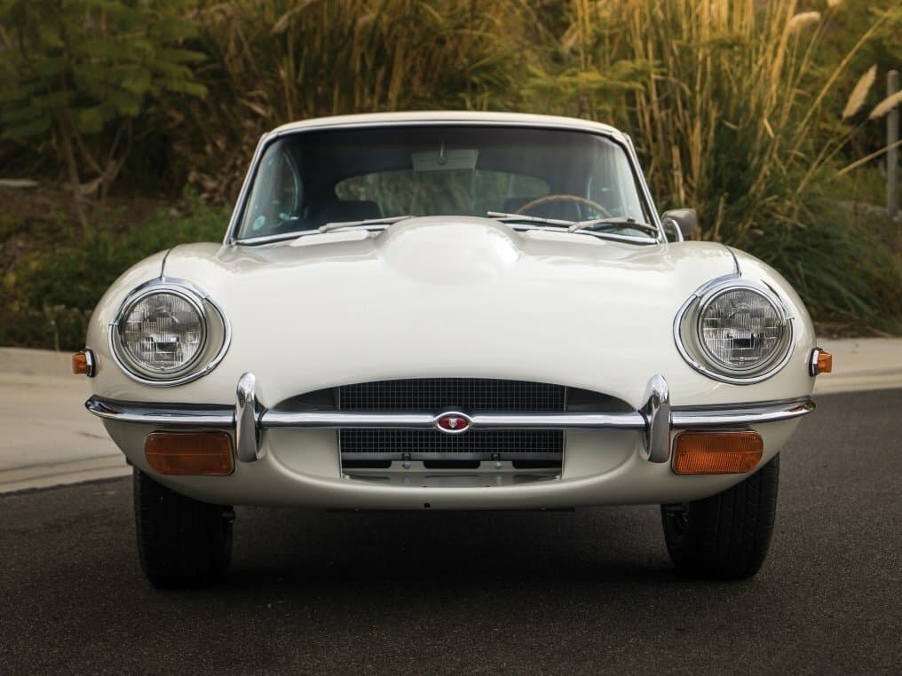 Jaguar E-type Series 2 — Öndən
