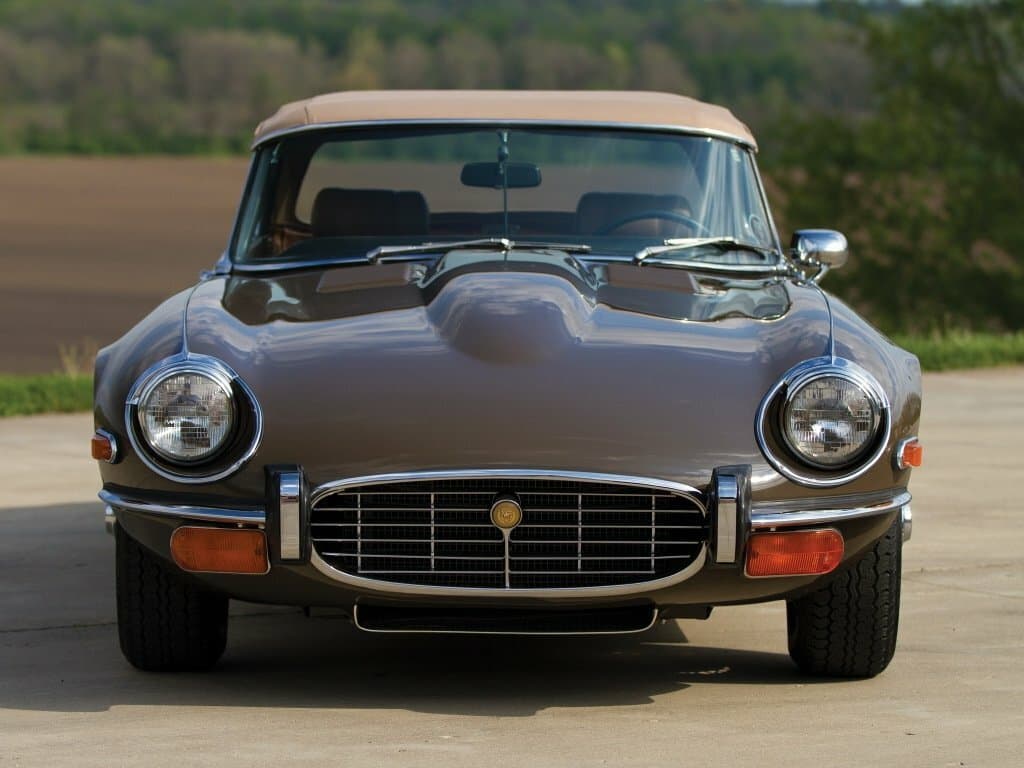 Jaguar E-type Series 3 — Öndən
