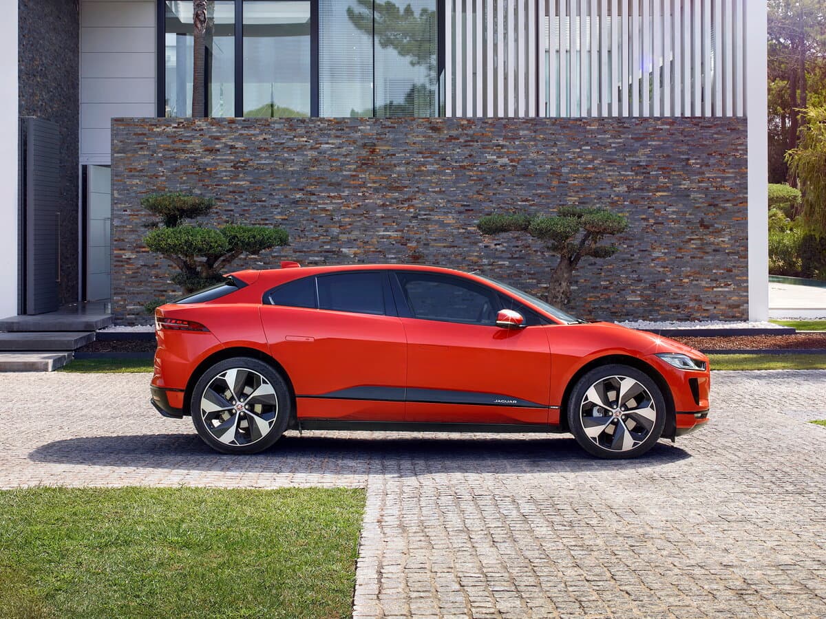 Jaguar I-Pace I — Yandan