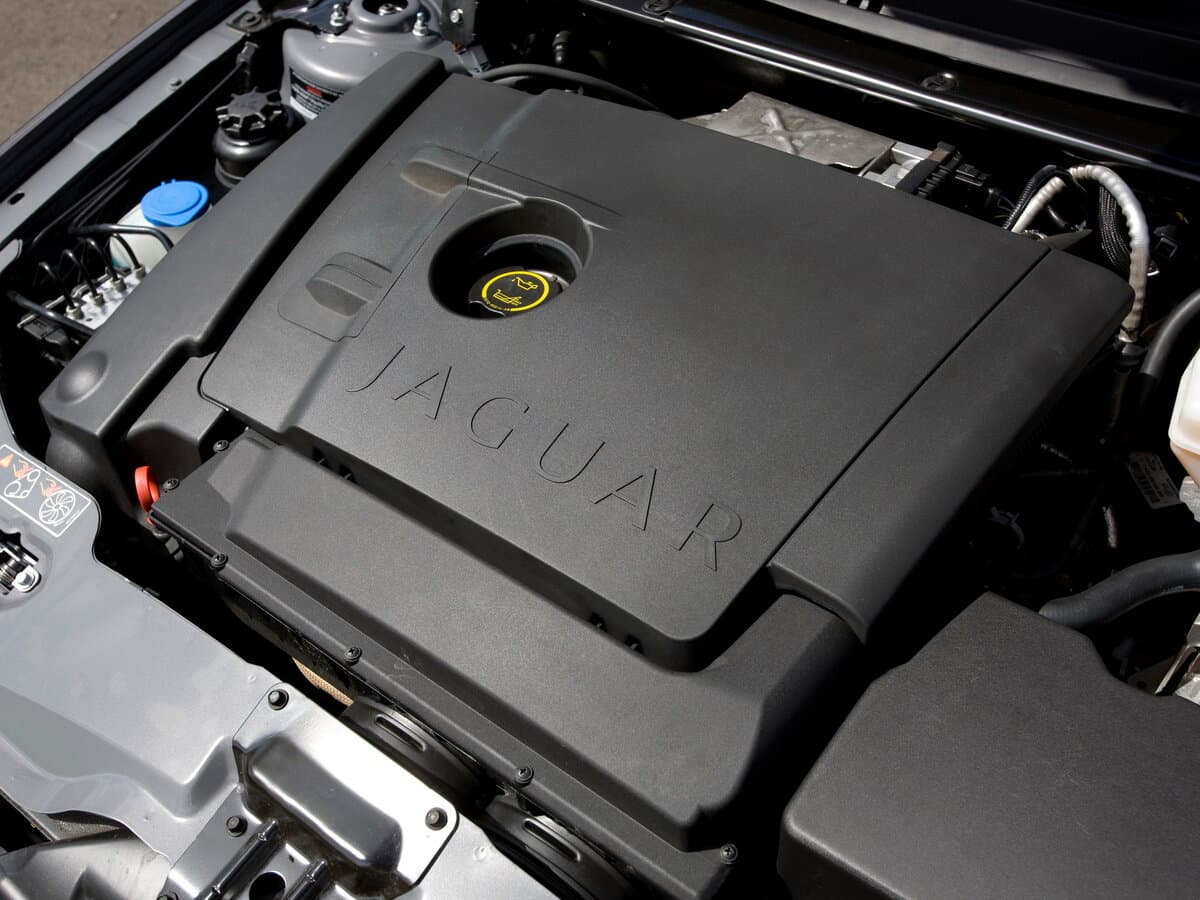 Jaguar X-Type I — Salon, öndən