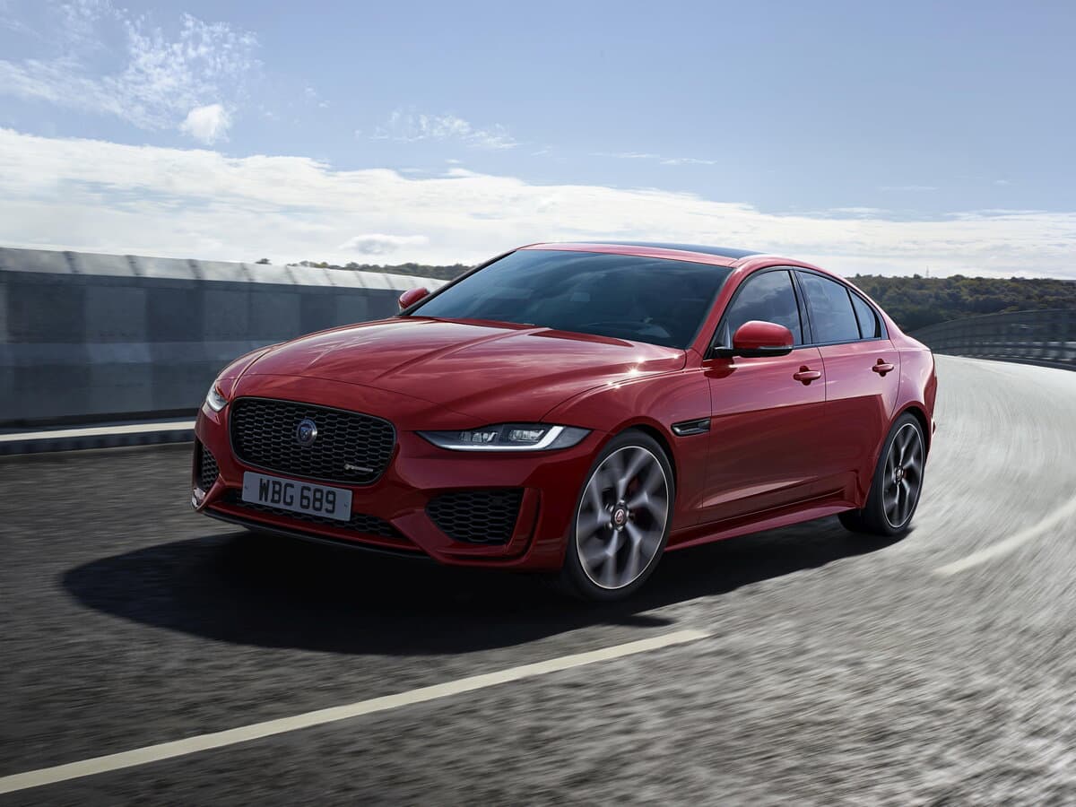 Jaguar XE I Restayling — Əsas şəkil