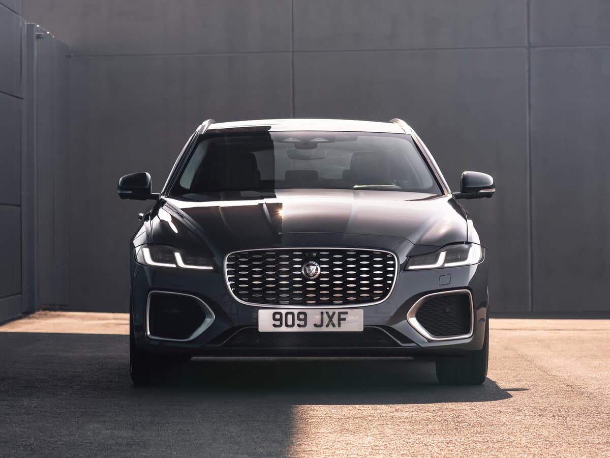 Jaguar XF II Restayling — Öndən