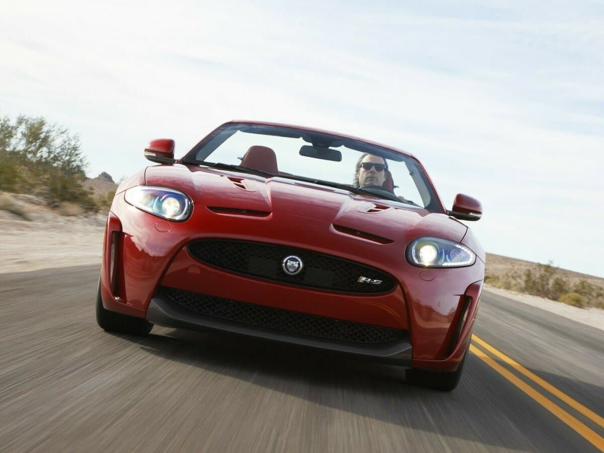 Jaguar XKR II Restayling 2 — Öndən