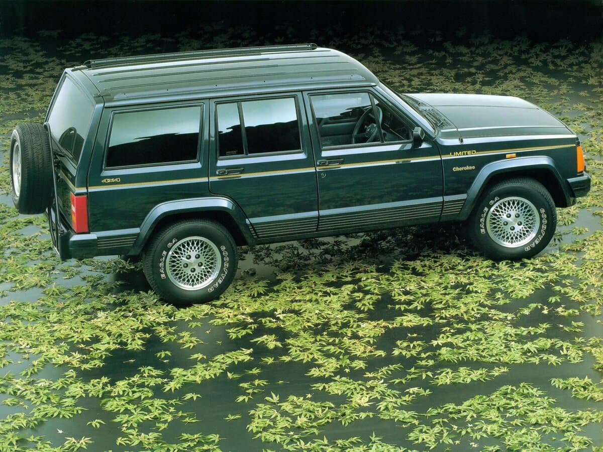 Jeep Cherokee II (XJ) — Yandan