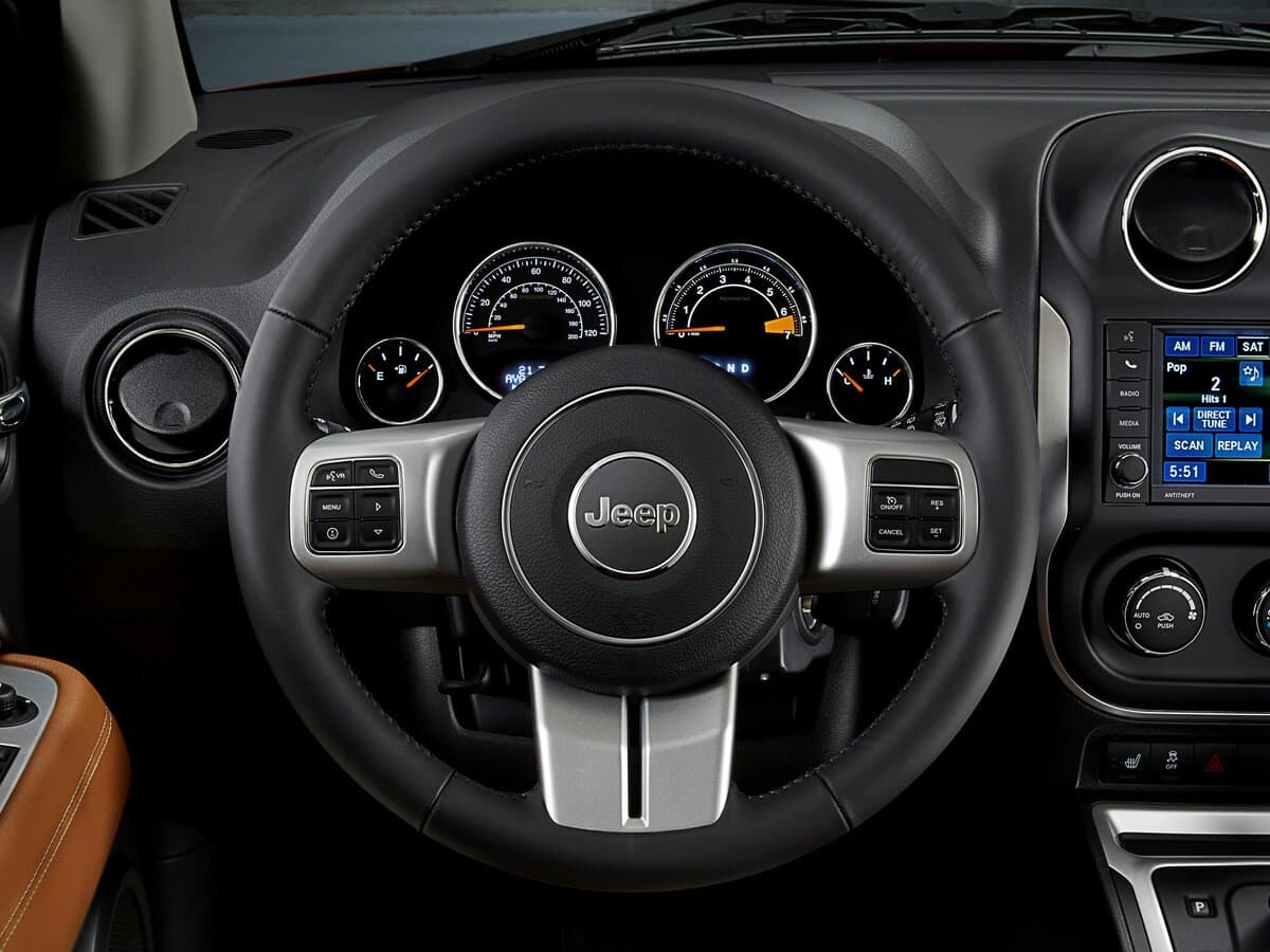 Jeep Compass I Restayling 2 — Sükan