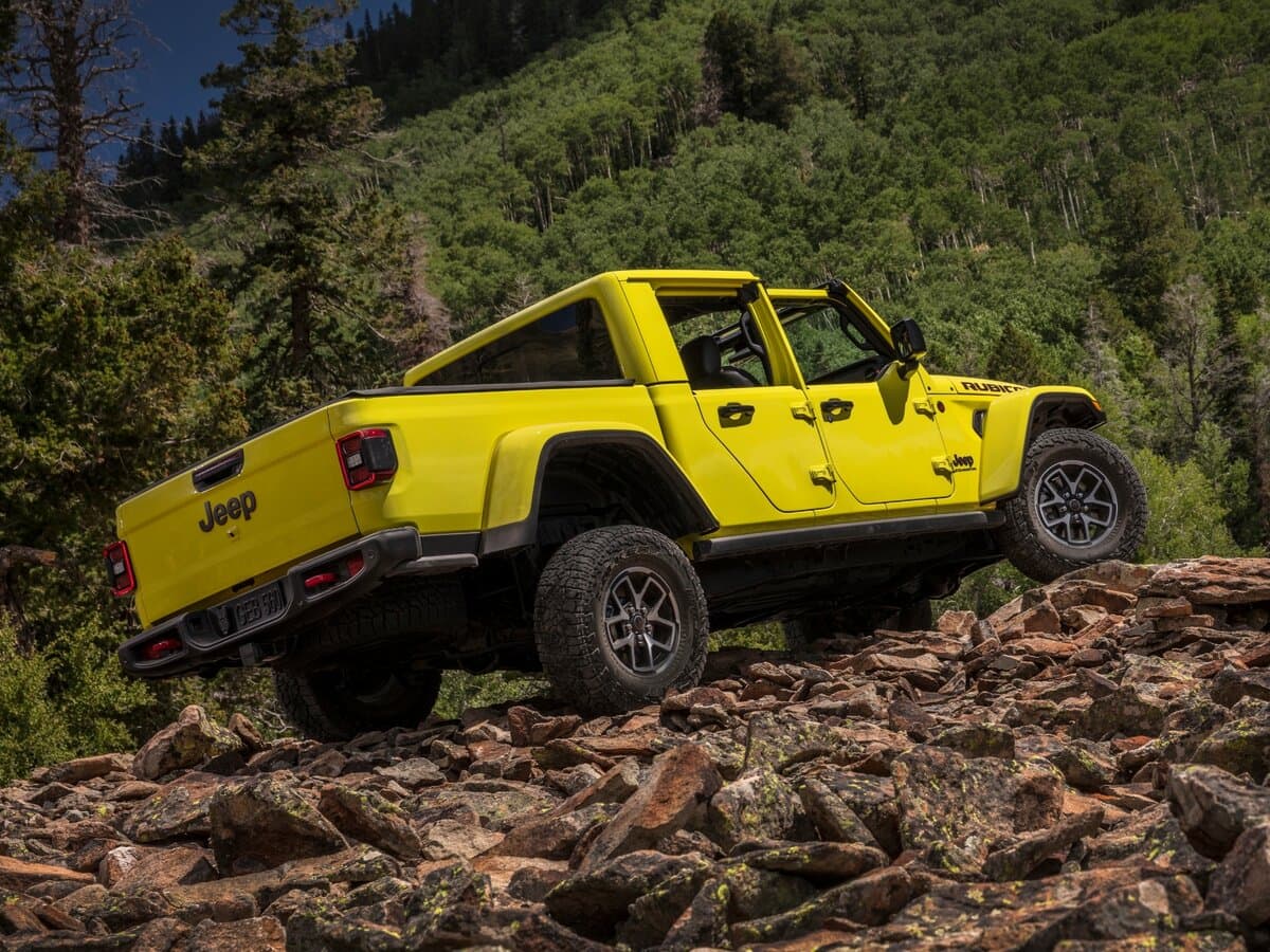 Jeep Gladiator II (JT) Restayling — 3/4 arxadan