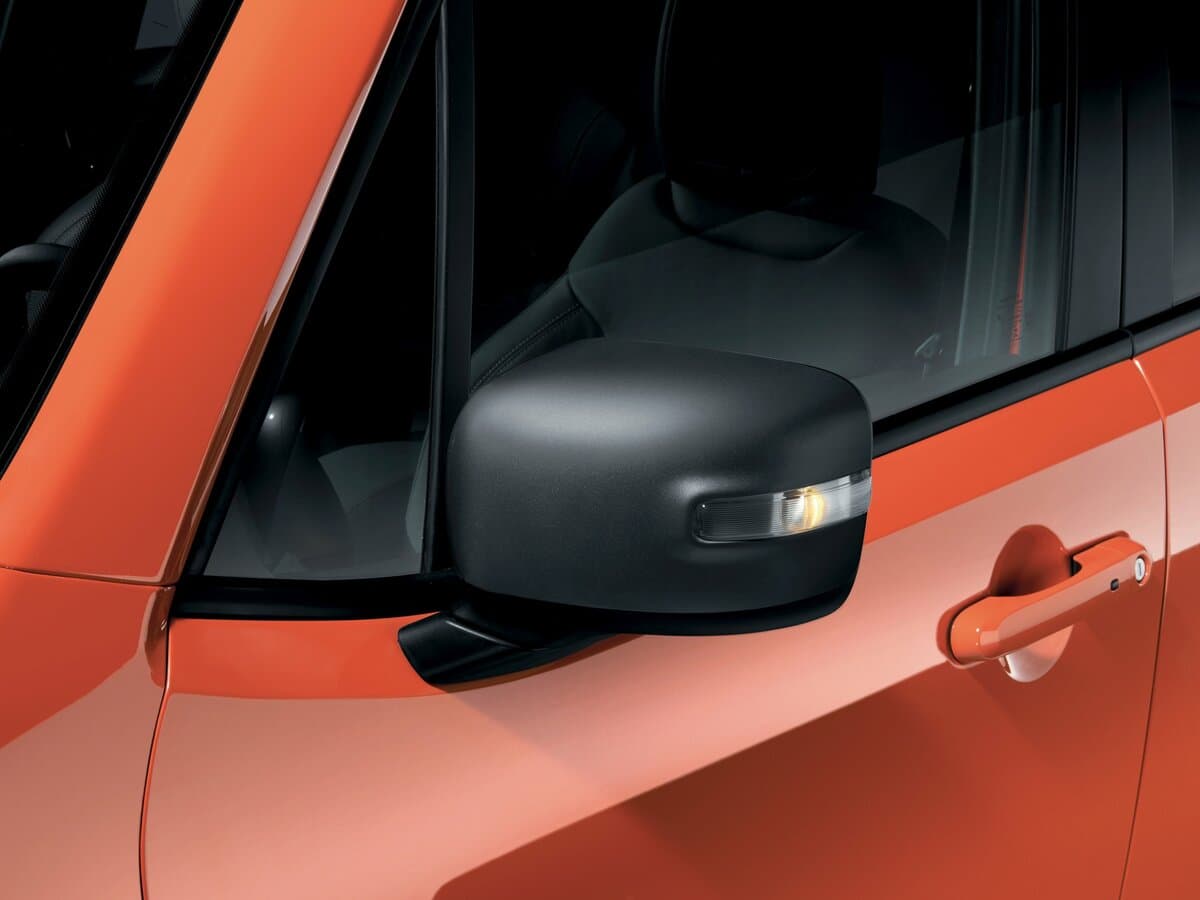 Jeep Renegade I — Yan güzgü