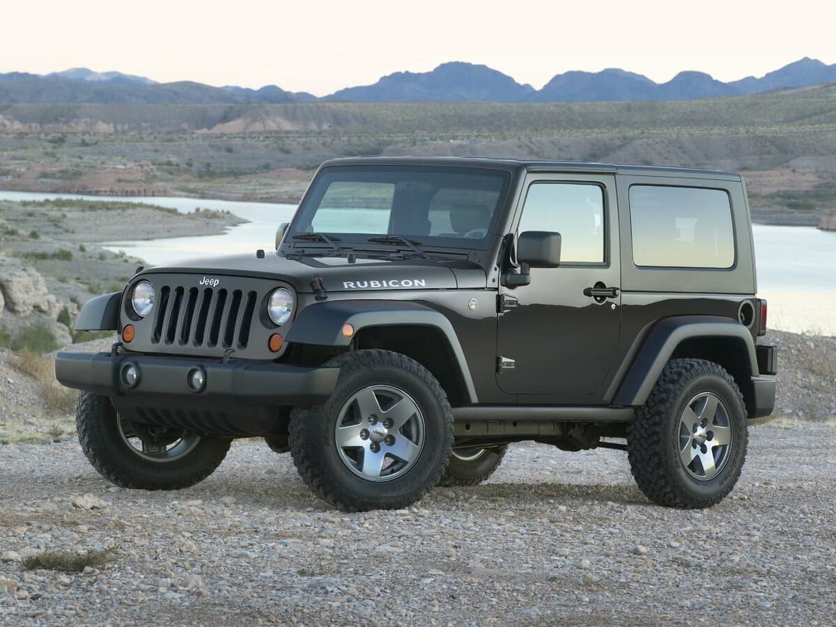 Jeep Wrangler III (JK) — Əsas şəkil