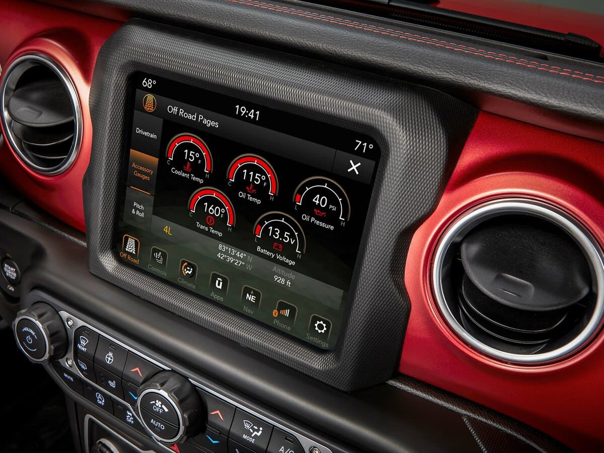 Jeep Wrangler IV (JL) — Salon, öndən