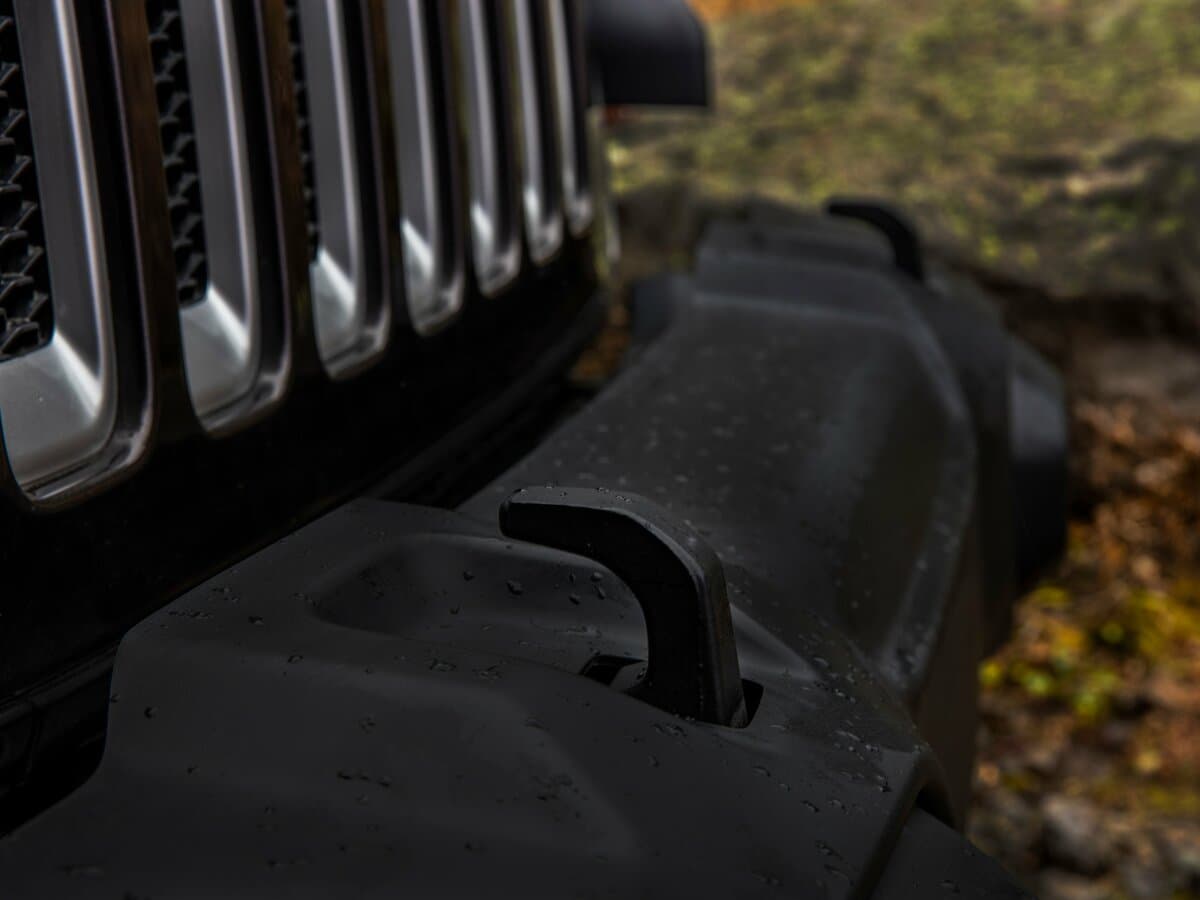 Jeep Wrangler IV (JL) — Salon, öndən
