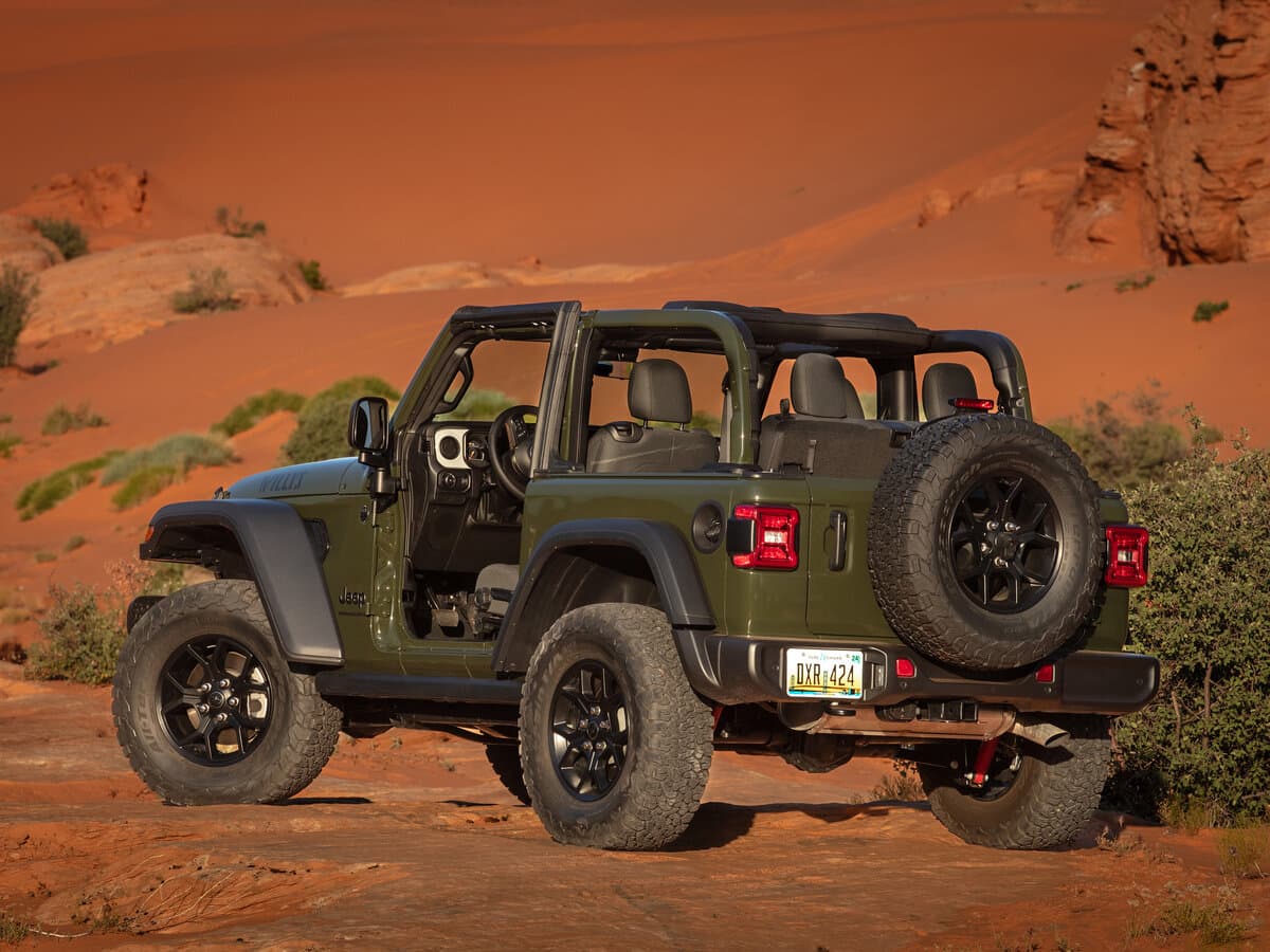Jeep Wrangler IV (JL) Restayling — 3/4 arxadan