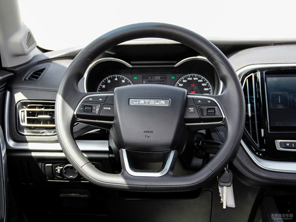 Jetour X70 I — Sükan