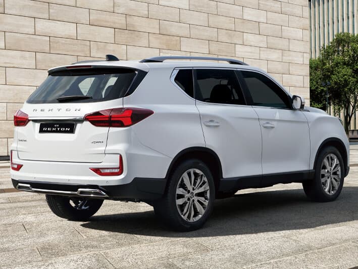 KGM Rexton 2023 – indiyədək — 3/4 arxadan
