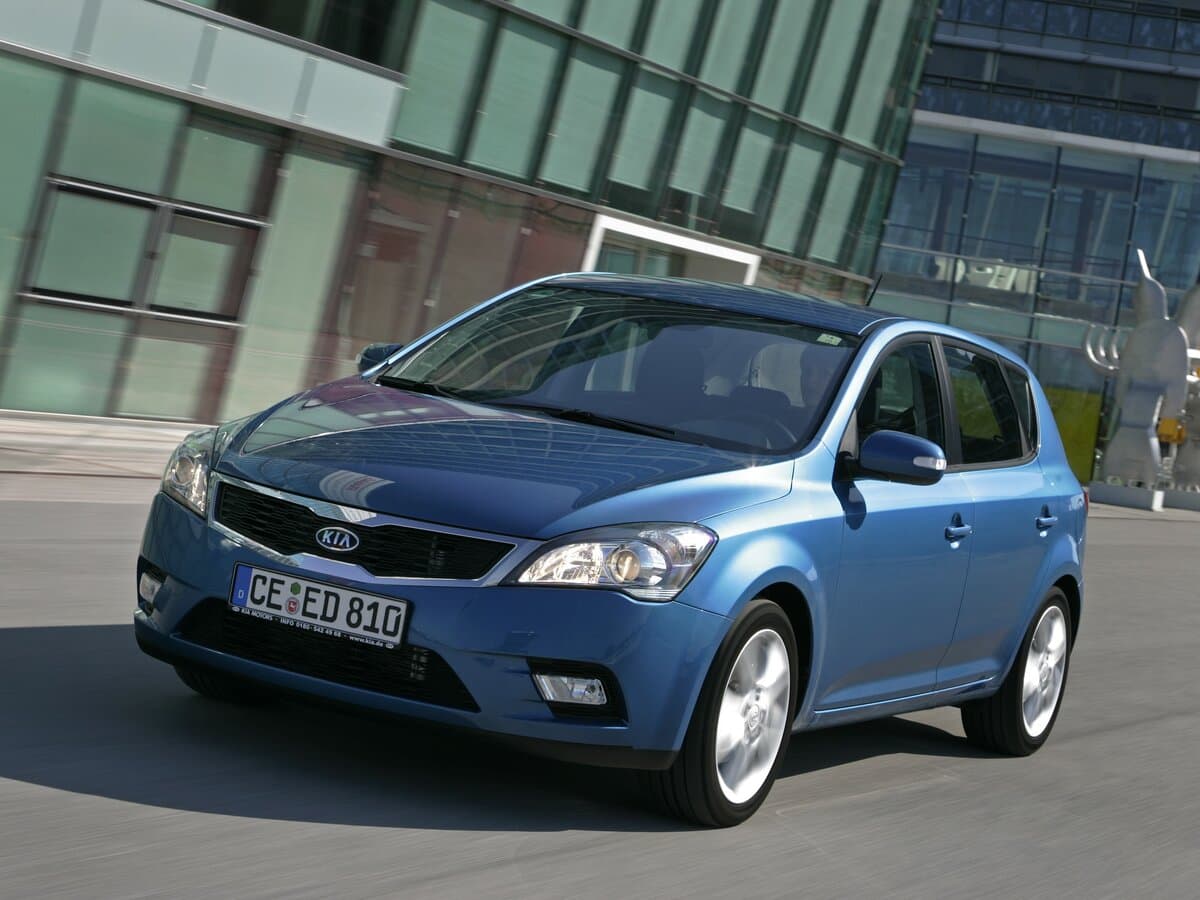 Kia Ceed I Restayling — Öndən