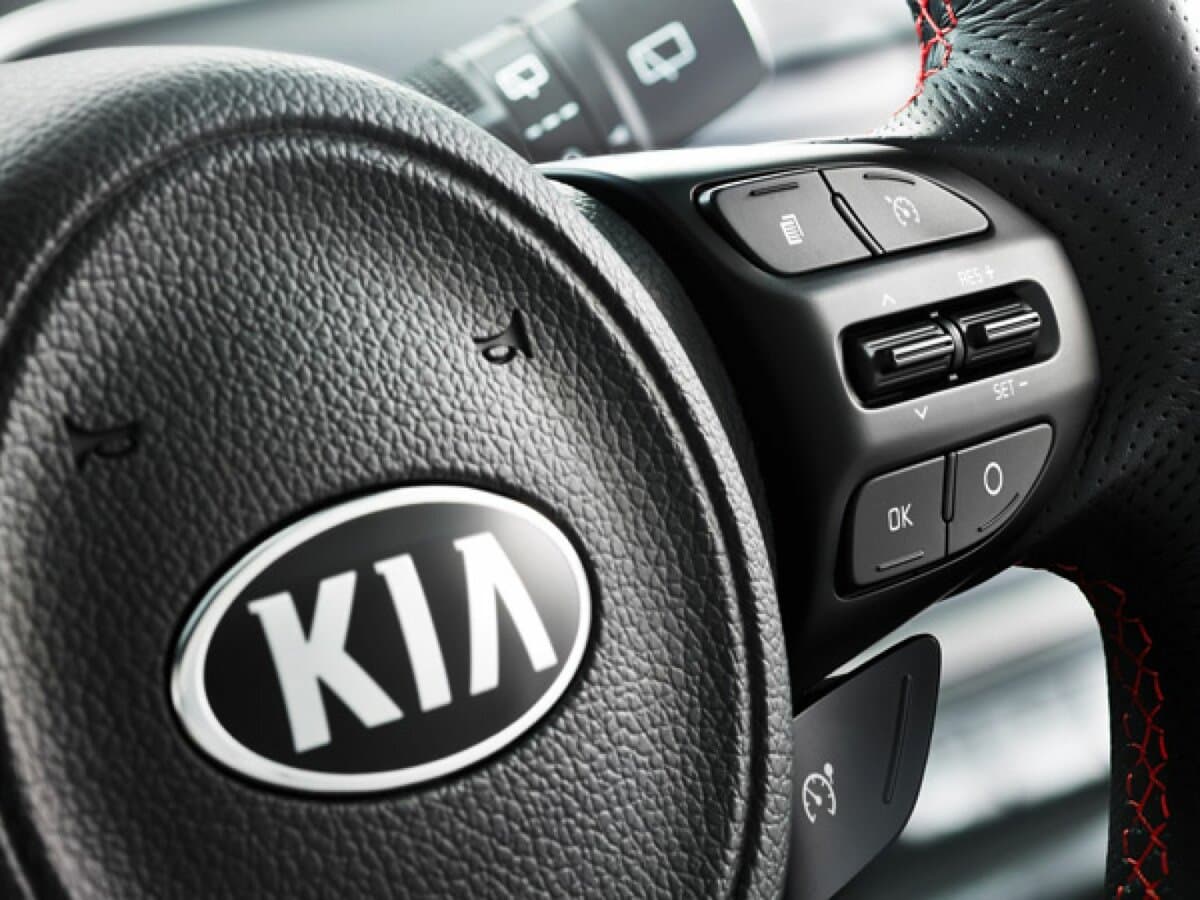 Kia Ceed GT I Restayling — Salon, arxadan
