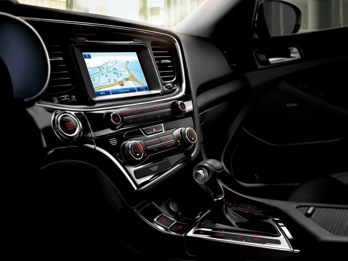 Kia Optima III Restayling — Salon, öndən