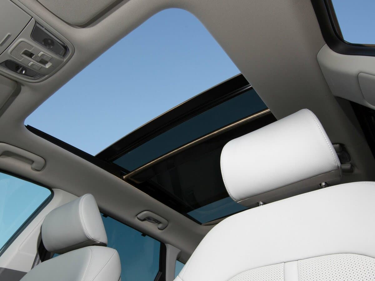Kia Optima IV — Salon, arxadan