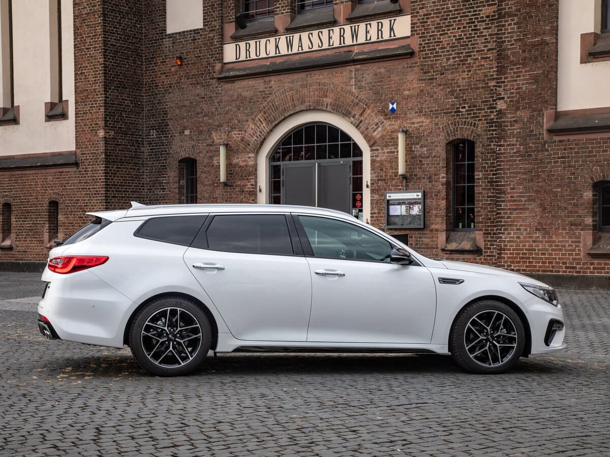 Kia Optima IV Restayling — Yandan