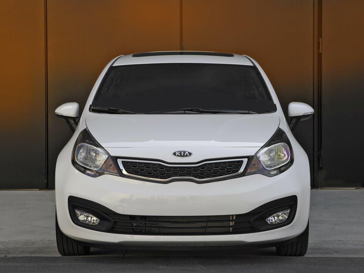 Kia Pride III — Öndən