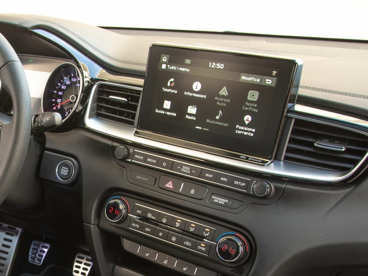 Kia Proceed I — Salon, öndən
