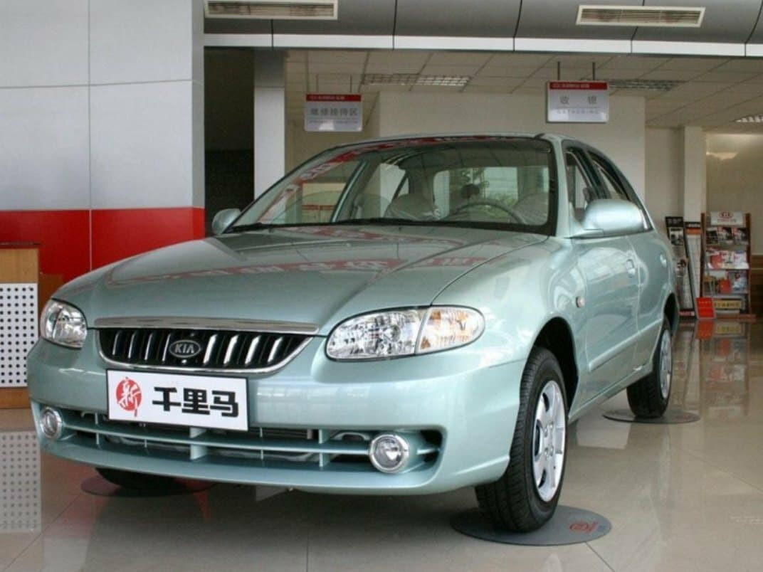 Kia Quanlima 2002 – 2006 — Əsas şəkil