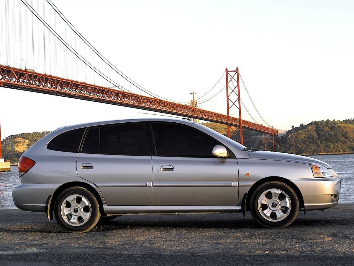 Kia Rio I Restayling — Yandan