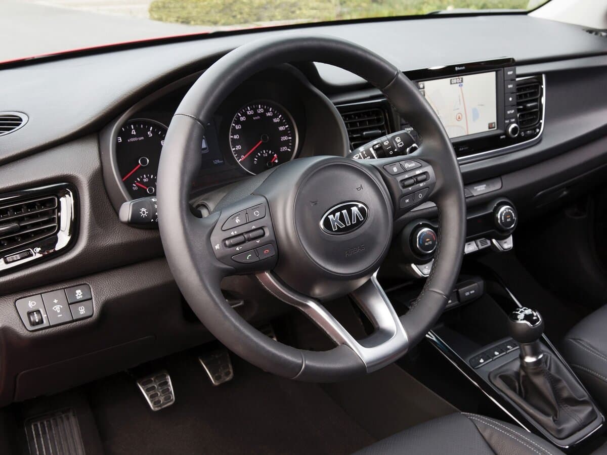 Kia Rio IV — Sükan