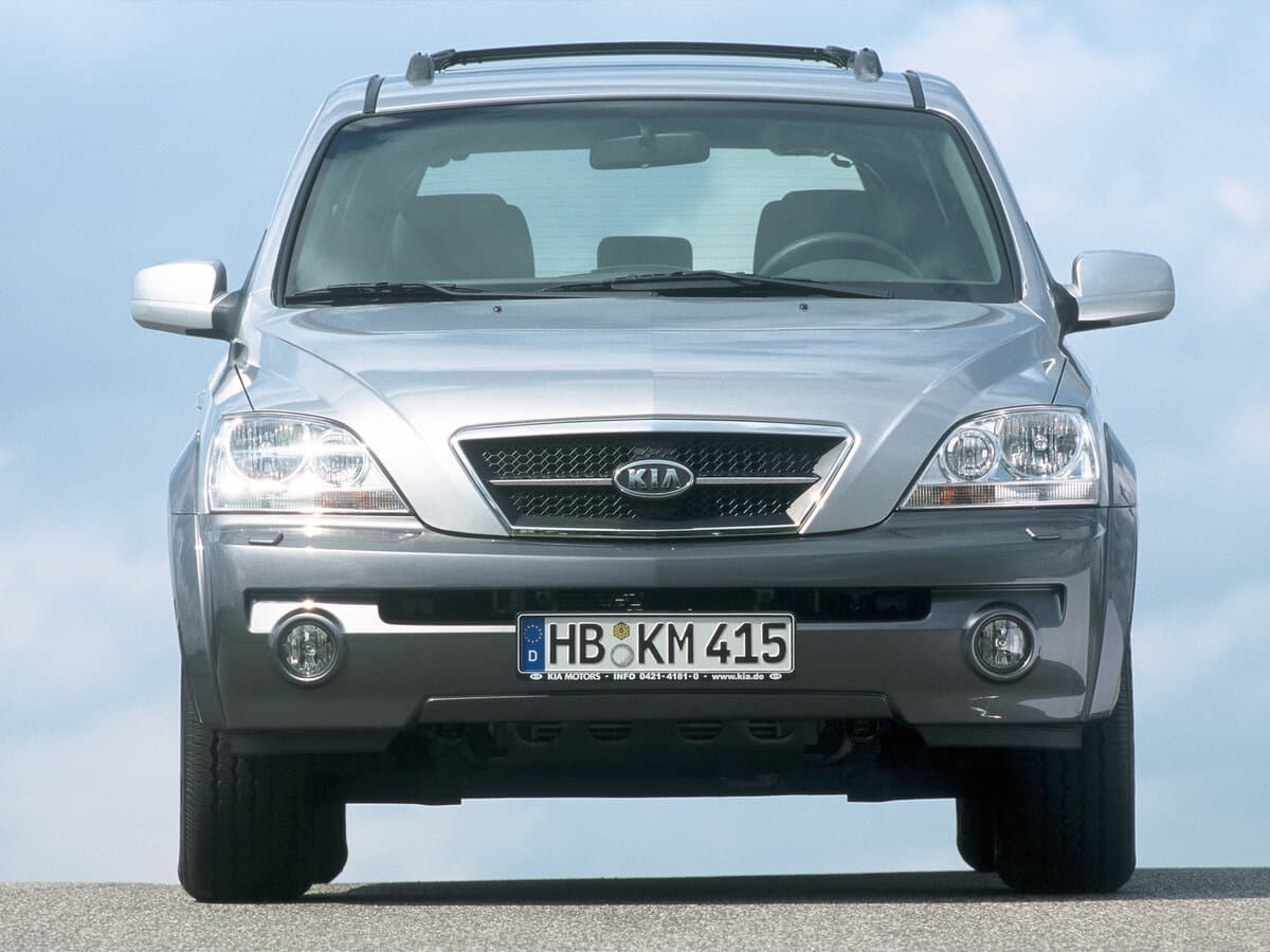 Kia Sorento I — Öndən
