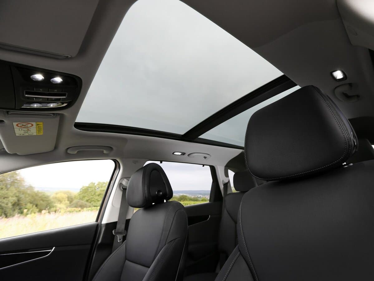 Kia Sorento III Prime Restayling — Salon, arxadan