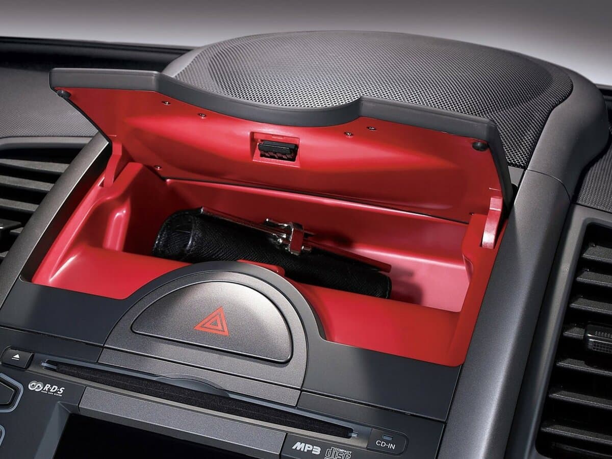 Kia Soul I — Salon, arxadan