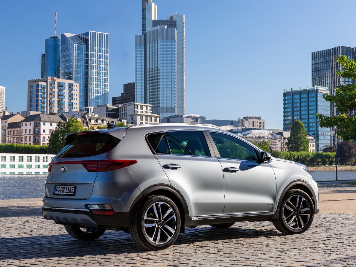 Kia Sportage IV Restayling — 3/4 arxadan