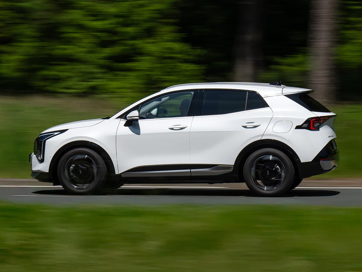 Kia Sportage V Restayling — Yandan