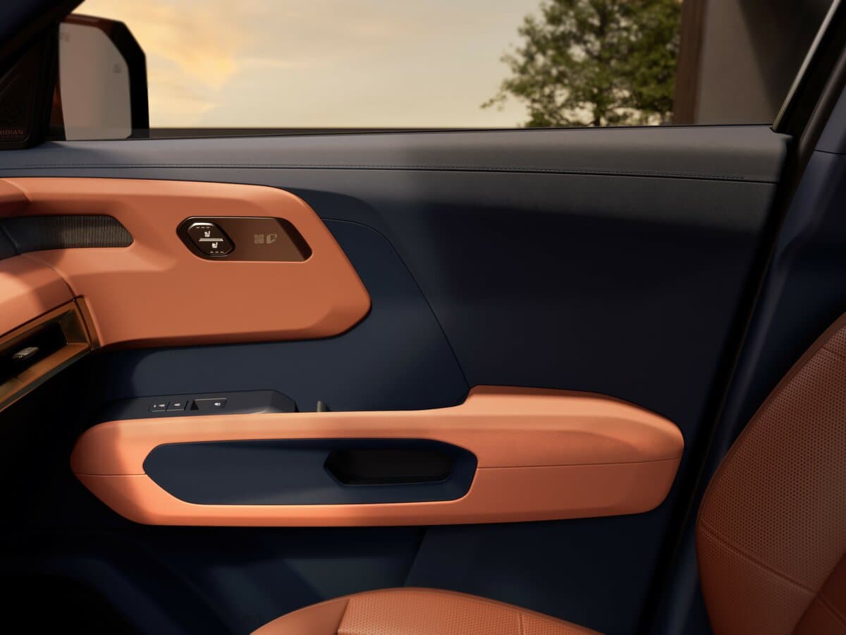 Kia Telluride II — Qapı