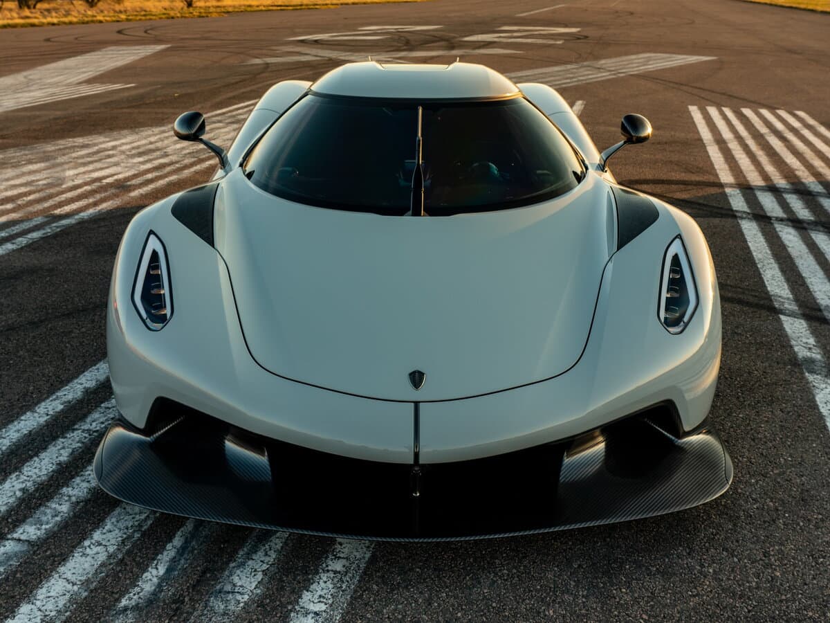 Koenigsegg Jesko 2021 – indiyədək — Öndən