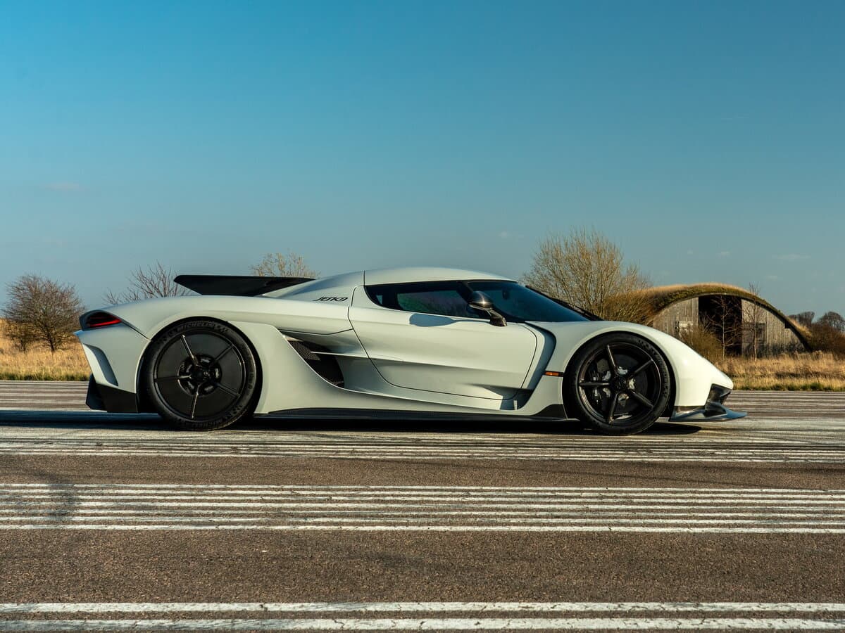 Koenigsegg Jesko 2021 – indiyədək — Yandan