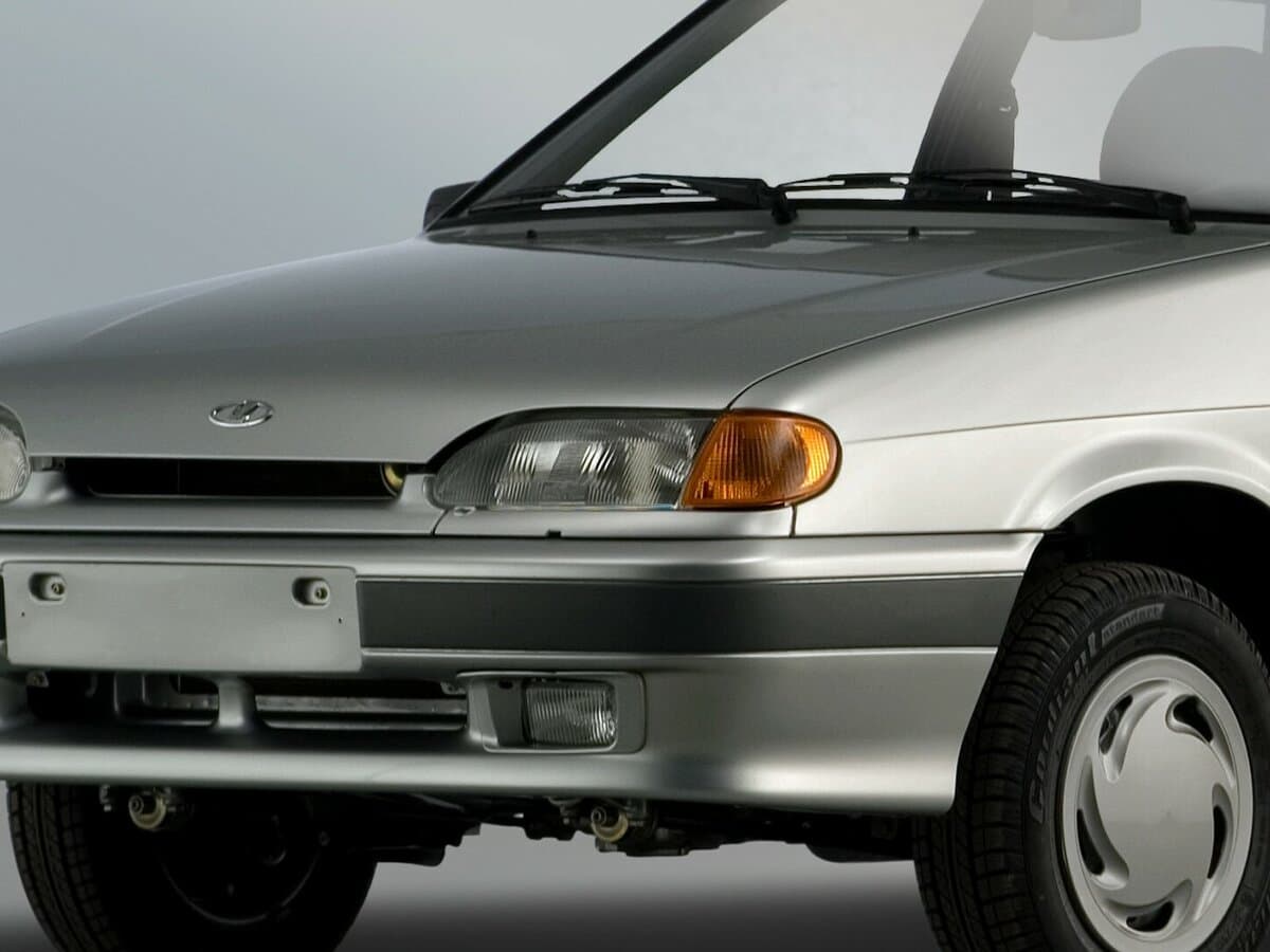 Lada (Vaz) 2115 1997 – 2012 — Fara