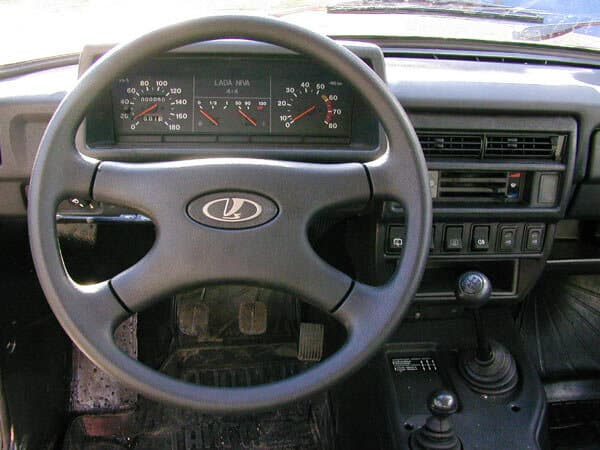 Lada (Vaz) 2121 (4x4) I Restayling — Sükan