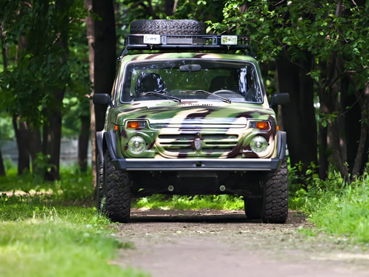 Lada (Vaz) 2121 (4x4) I Restayling — Öndən