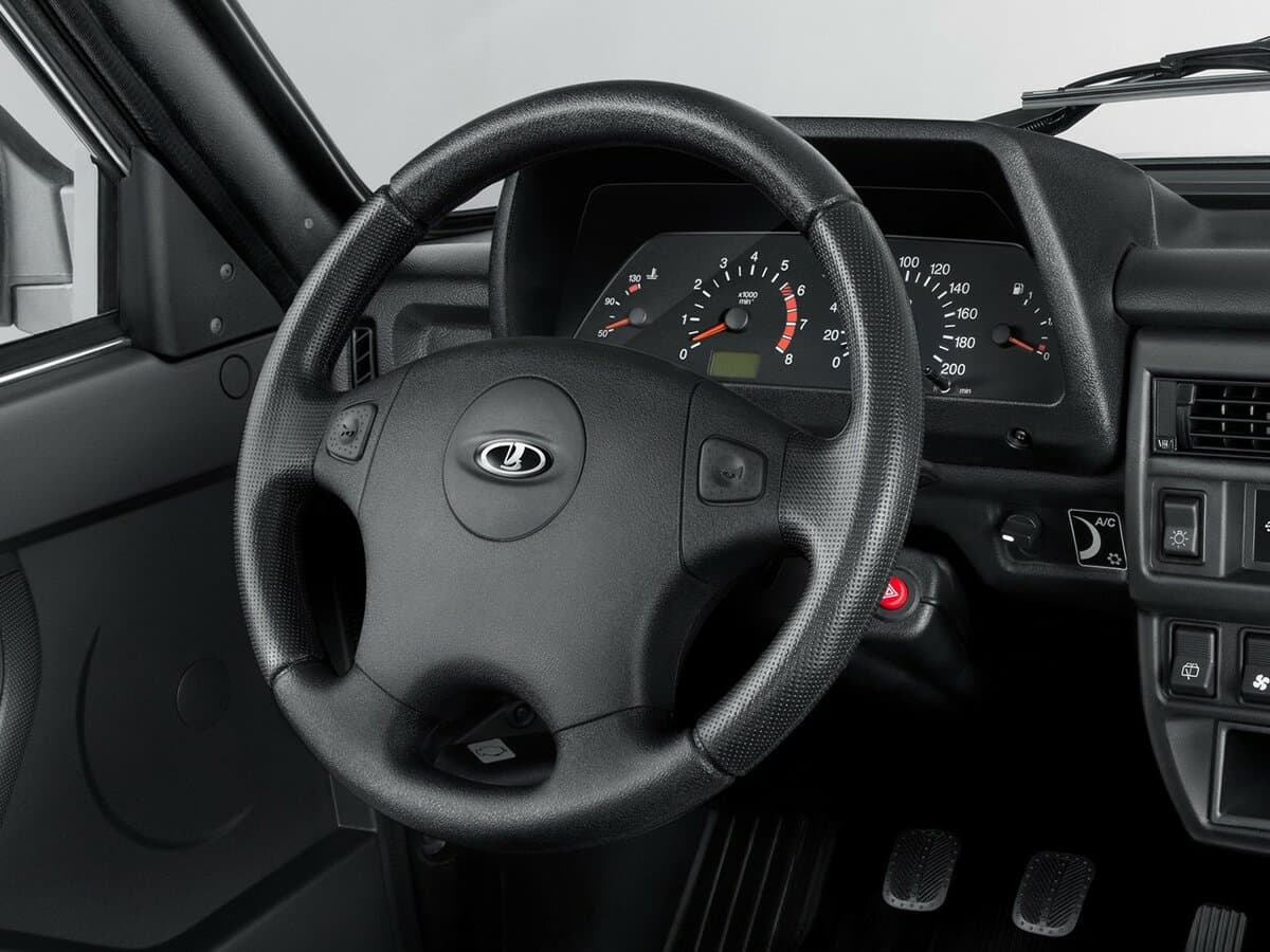 Lada (Vaz) 2121 (4x4) I Restayling — Sükan