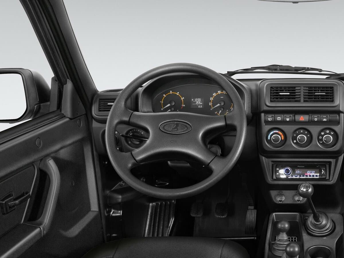 Lada (Vaz) 2121 (4x4) I Restayling (2020) — Sükan
