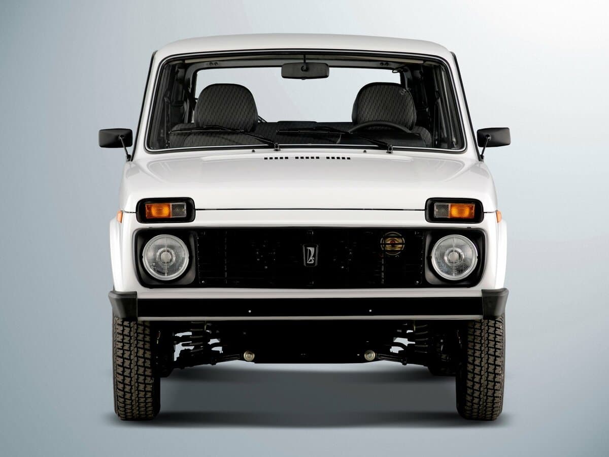 Lada (Vaz) 2129 1992 – 1996 — Öndən