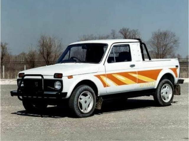 Lada (Vaz) 2328 1995 – 1997 — Yandan