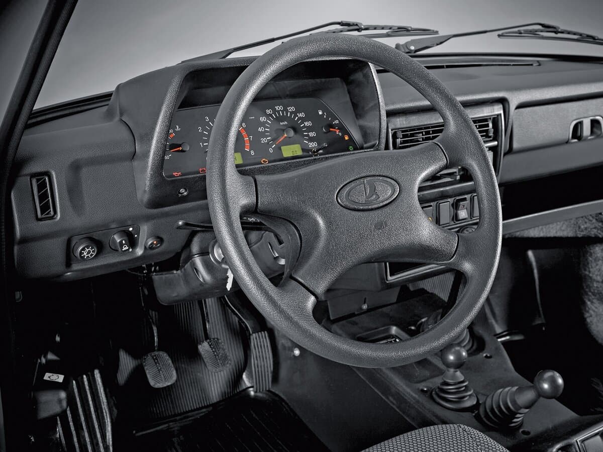 Lada (Vaz) 2329 1995 – 2019 — Sükan