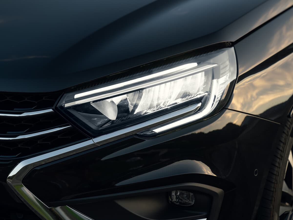 Lada (Vaz) Aura 2023 – indiyədək — Fara
