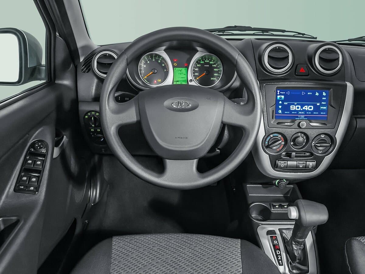 Lada (Vaz) Granta I — Sükan
