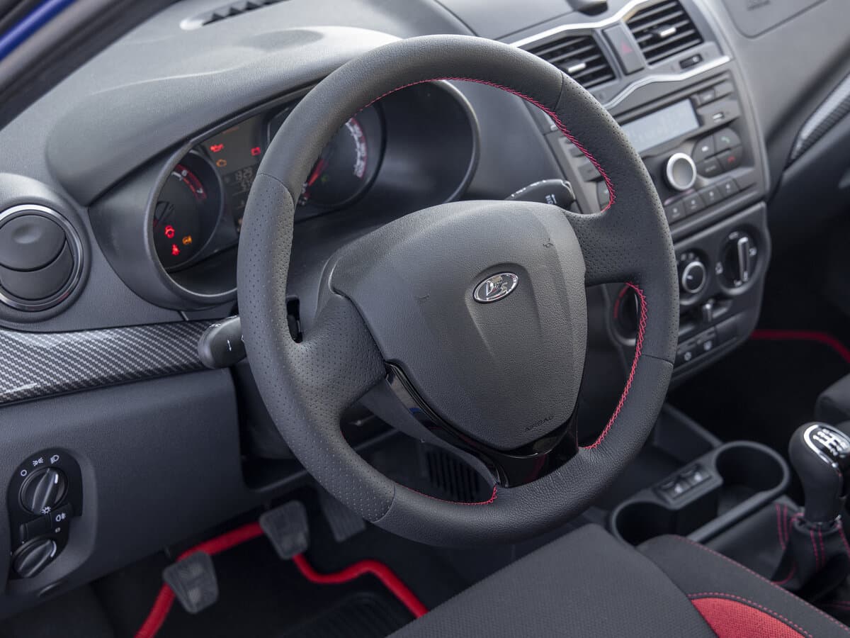 Lada (Vaz) Granta I Restayling — Sükan