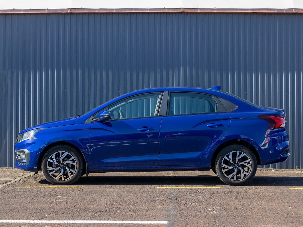 Lada (Vaz) Iskra 2025 – indiyədək — Yandan