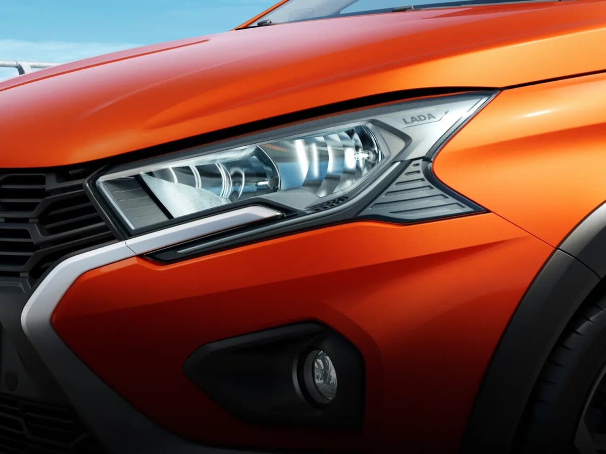 Lada (Vaz) Iskra 2025 – indiyədək — Fara
