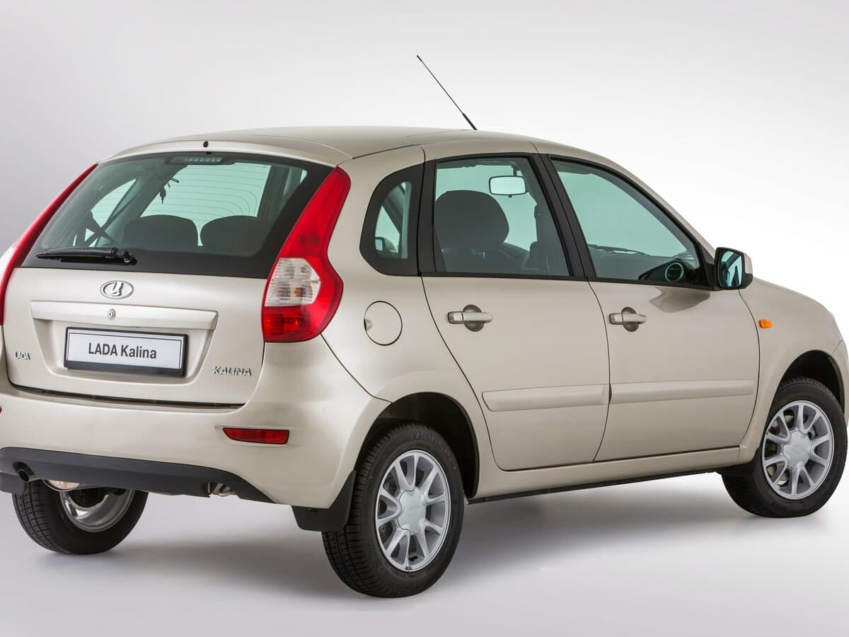 Lada (Vaz) Kalina II — 3/4 arxadan
